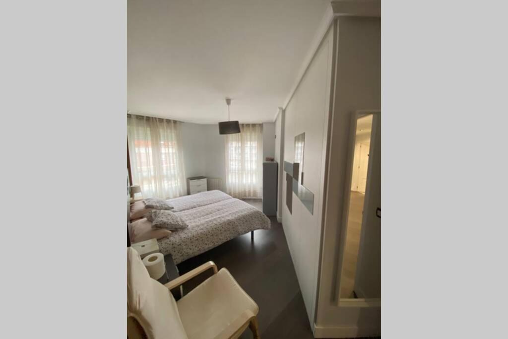 Apartamento Argenta Кастро-Урдиалес Экстерьер фото
